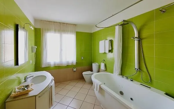 BOLGHERI MARINA RESORT ex Varo Village Hotel Marina Di Bibbona 4*,  Italië
