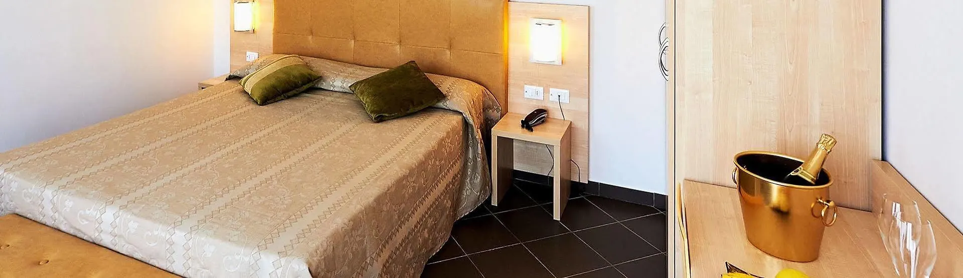 BOLGHERI MARINA RESORT ex Varo Village Hotel Marina Di Bibbona